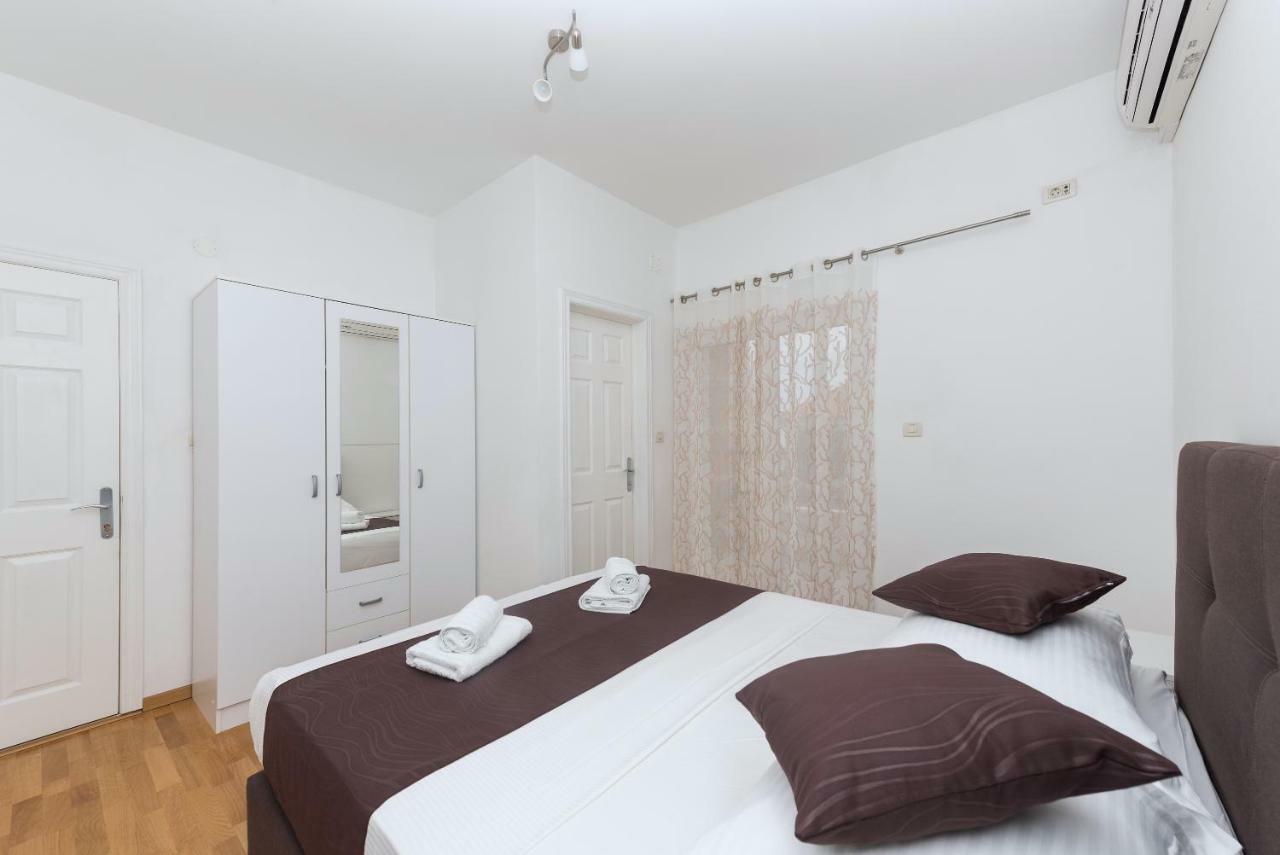 Apartments Naja Makarska Zewnętrze zdjęcie