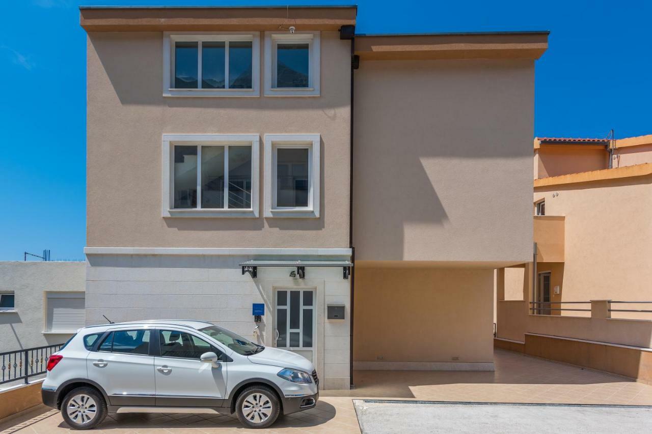 Apartments Naja Makarska Zewnętrze zdjęcie